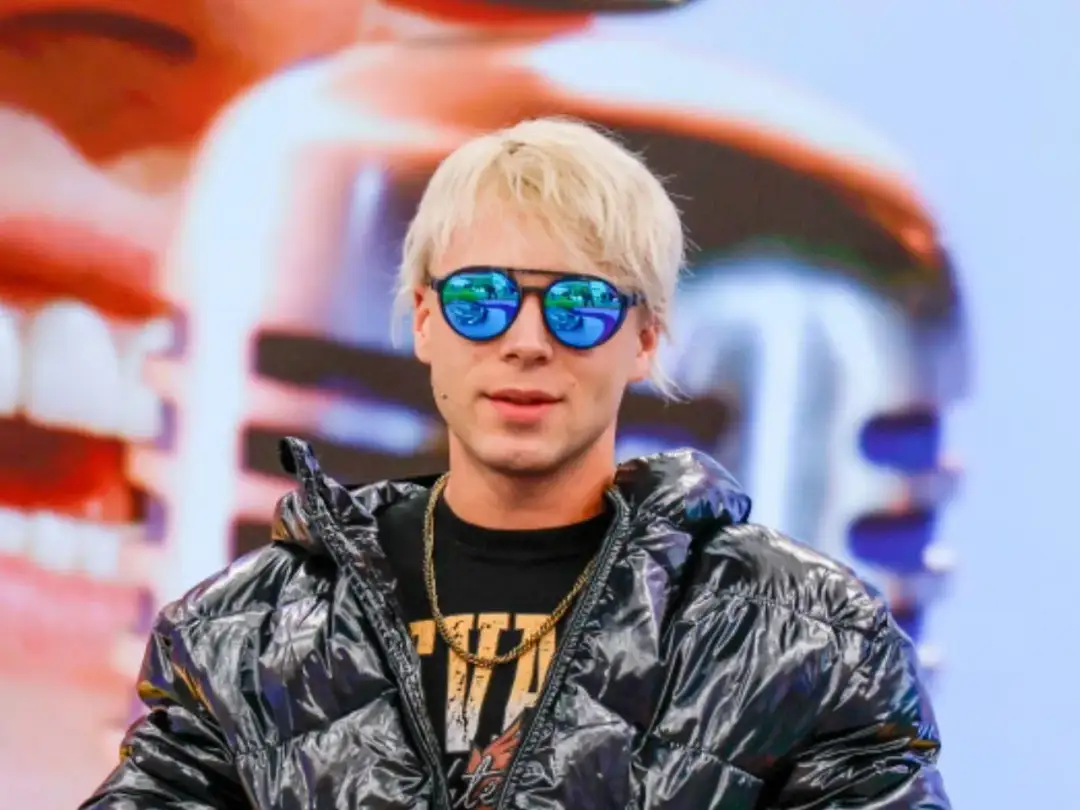 Myślę, że "Ile kosztuje koncert Skolima? Cena, rider, logistyka poradnik" będzie idealne.