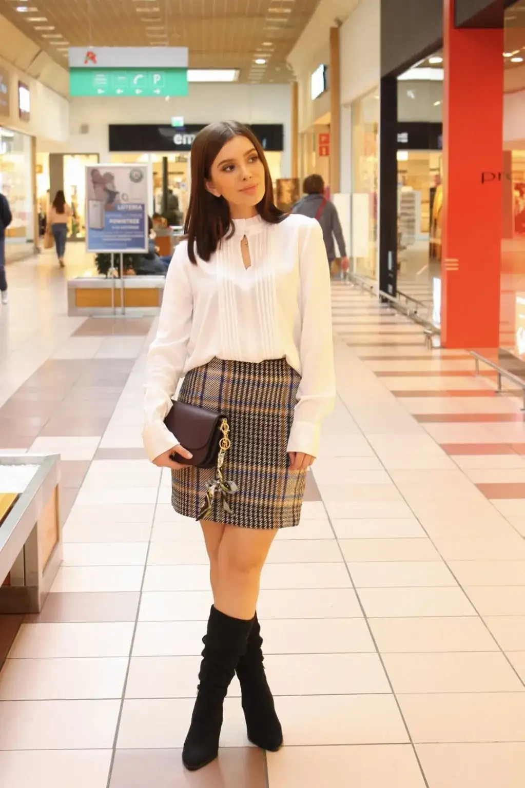 Jak się ubrać na pierwszą randkę do kawiarni - 8 sprawdzonych rad