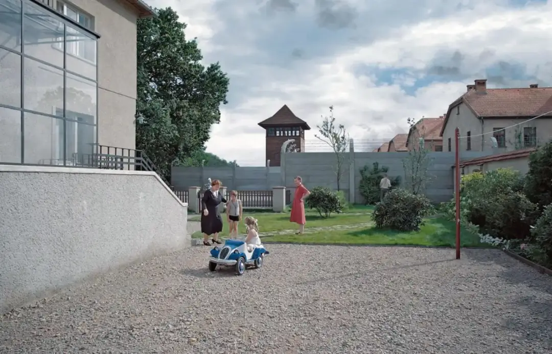 Strefa interesów: recenzja filmu, który szokuje milczeniem