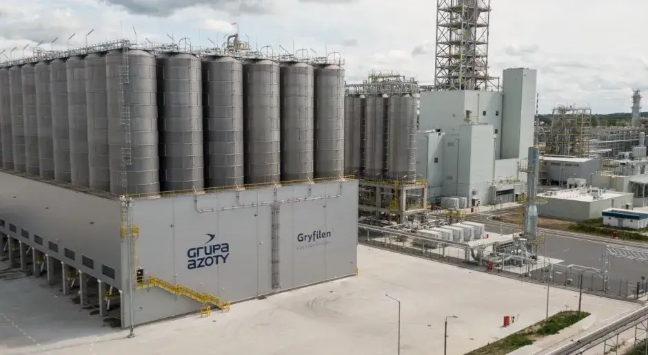 Jak Grupa Azoty na GPW radzi sobie z wielką konkurencją chemiczną?