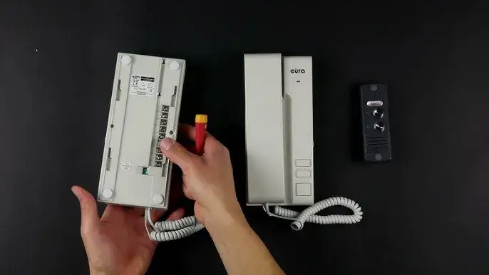 Jak zamontować domofon: kompletna instrukcja dla początkujących