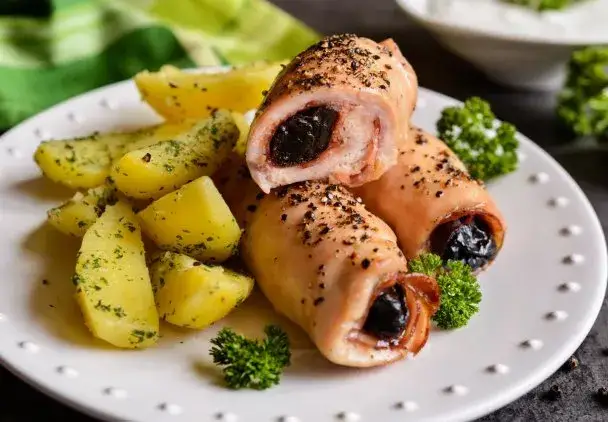 Obiad w sobotę: Jak pogodzić relaks z pysznym jedzeniem?