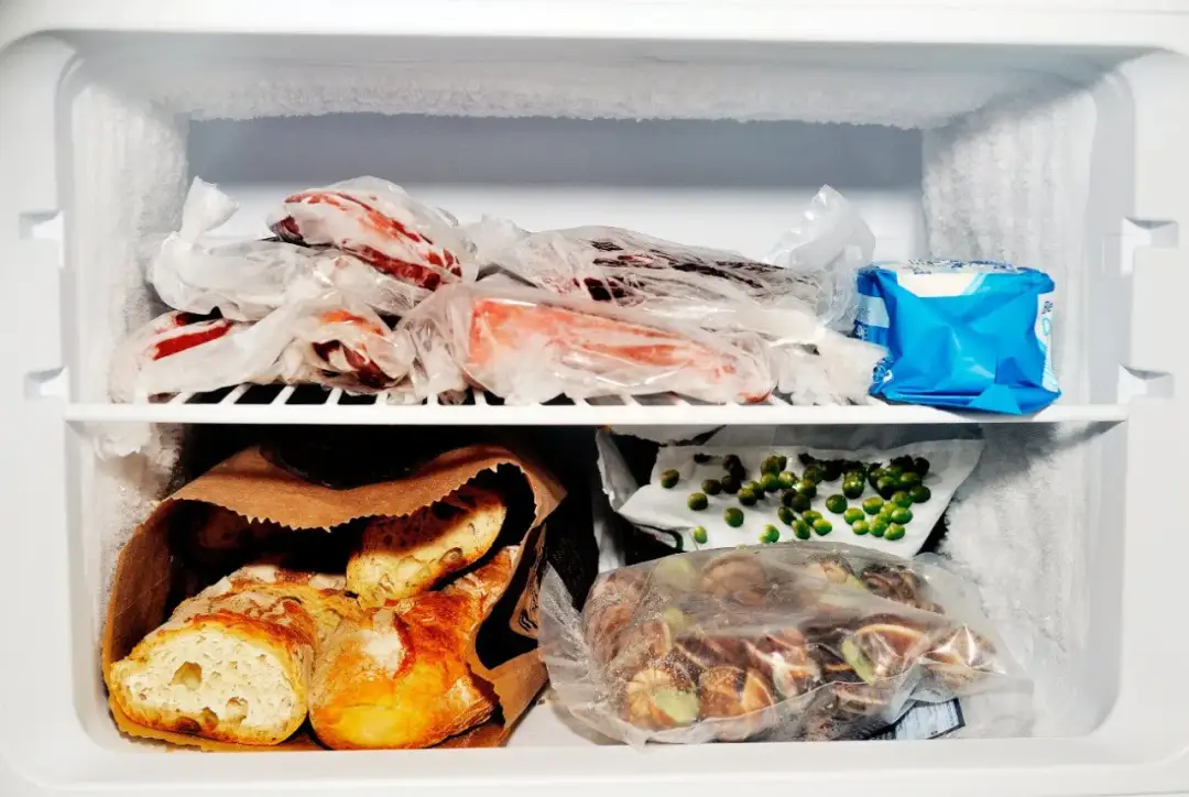 Kaczka w zamrażarce: Jak długo i jak bezpiecznie mrozić?