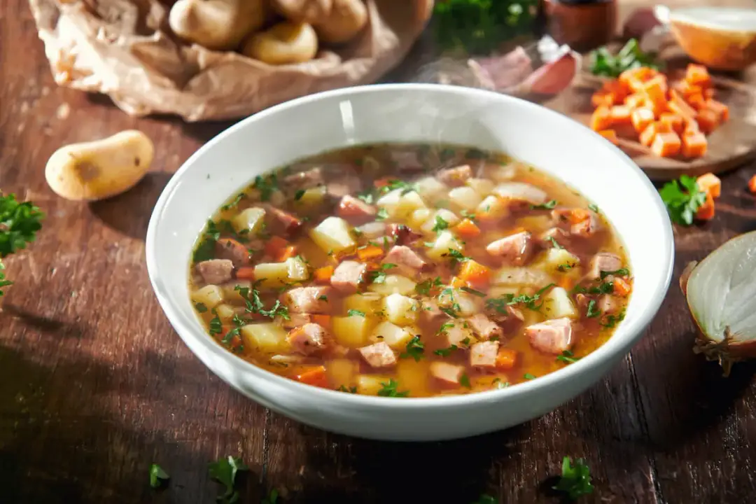 Zupa ziemniaczana: przepis krok po kroku, warianty i sekrety