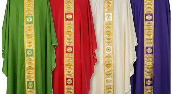 Co symbolizuje biały kolor w religii? Odkrywamy te ukryte znaczenie