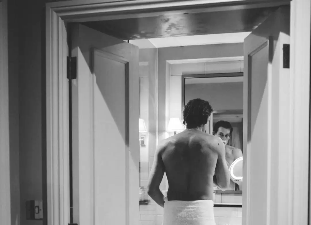 Czy golenie zagęszcza zarost? Poznaj prawdę i mity