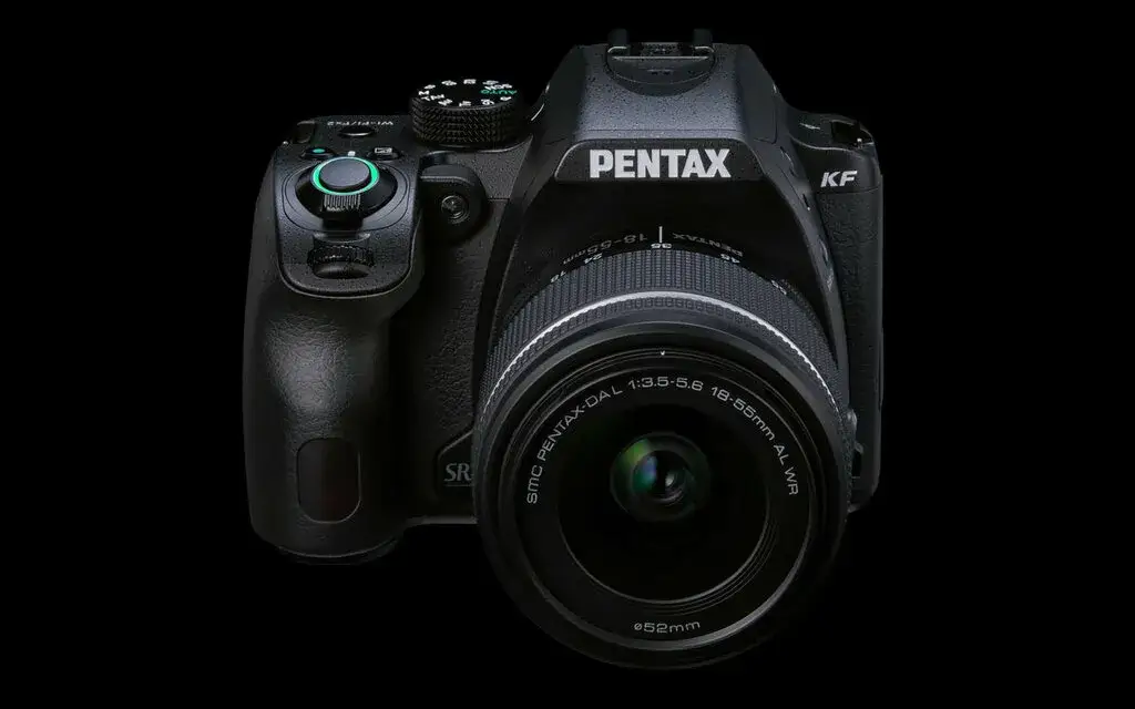 Lustrzanki Pentax: Solidność, unikalne funkcje i czy warto dziś?
