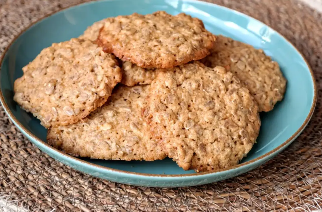 Ile piec ciastka owsiane, aby były idealnie miękkie i chrupiące?