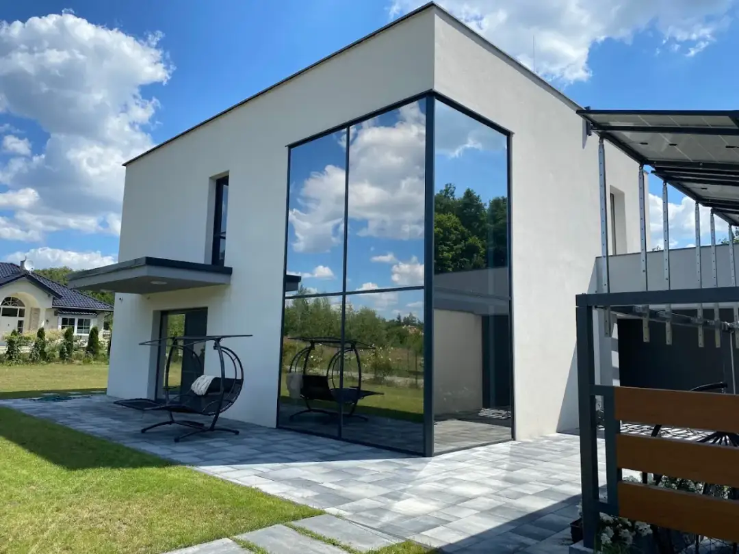 Lustro weneckie: Jak działa i czy naprawdę chroni Twoją prywatność?