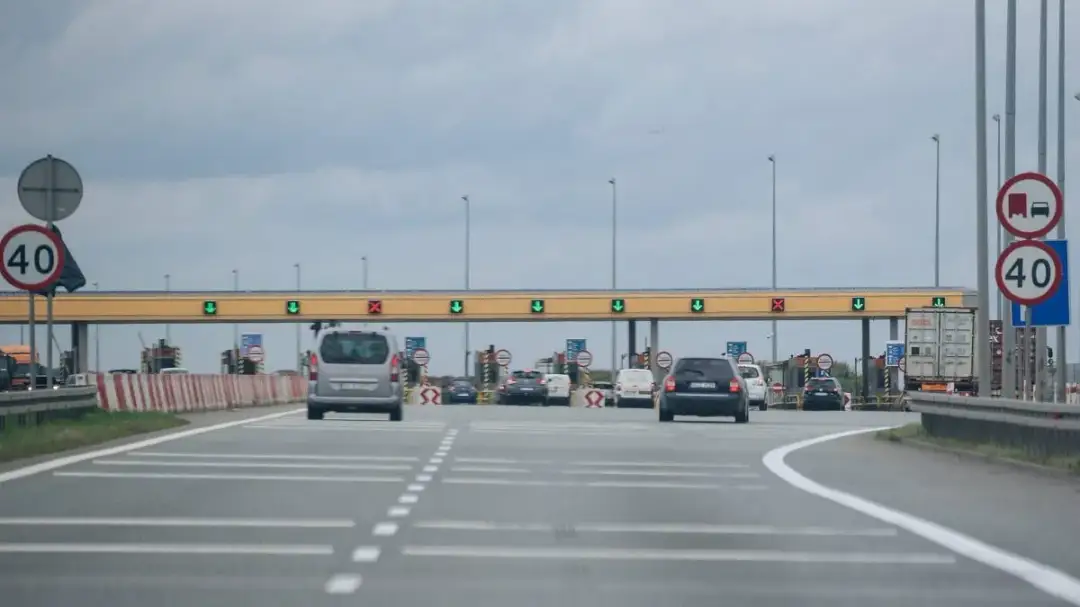 Autostrada A1 do kogo należy? Poznaj odpowiedzialne instytucje
