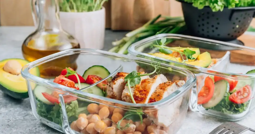 Co jeść po wieczornym treningu na redukcji, aby nie przytyć?