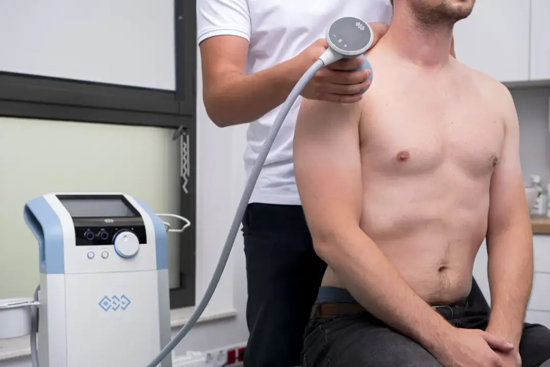 Zapalenie kaletki podbarkowej - domowe sposoby na ból i ulgę