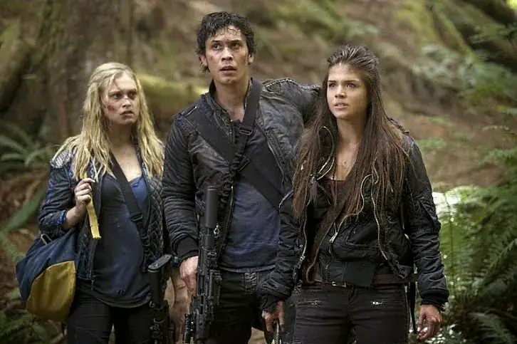 The 100: Czy warto obejrzeć? Analiza fabuły, recenzje i rekomendacje.