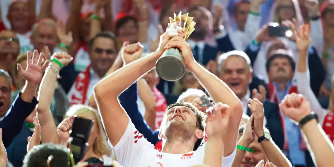 Michał Winiarski: zarobki i majątek znanego siatkarza