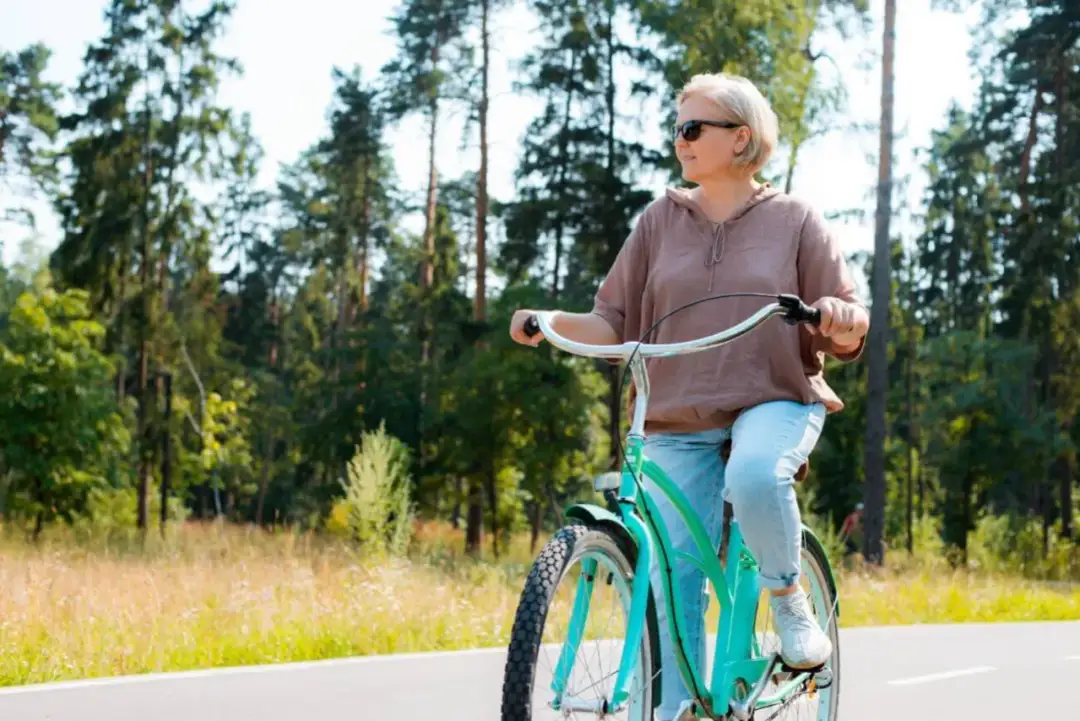 Czy rower naprawdę odchudza? Sprawdź, jak skutecznie spalić tłuszcz!