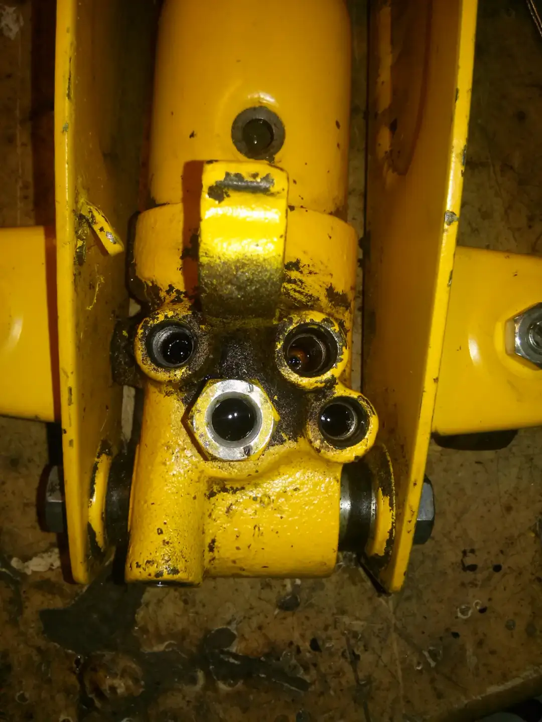 Jak odpowietrzyć lewarek hydrauliczny, aby uniknąć problemów z działaniem