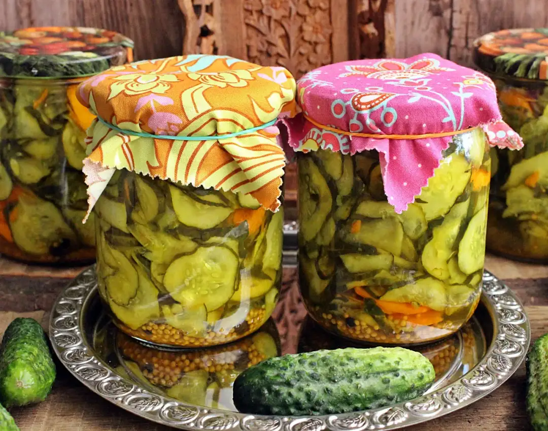 Jak się robi sałatkę szwedzką – prosty przepis na wyjątkowy smak