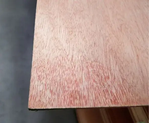 Wyroby ze sklejki: rodzaje, zastosowania i cechy materiału