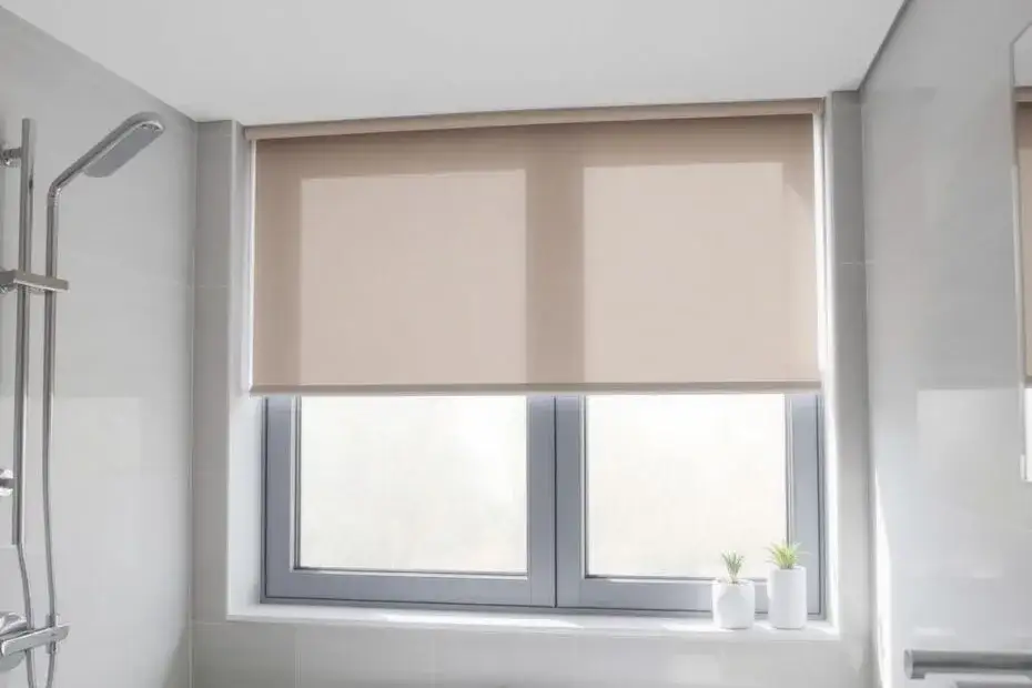 Rolety do łazienki: Jak wybrać idealne? Odporność i styl