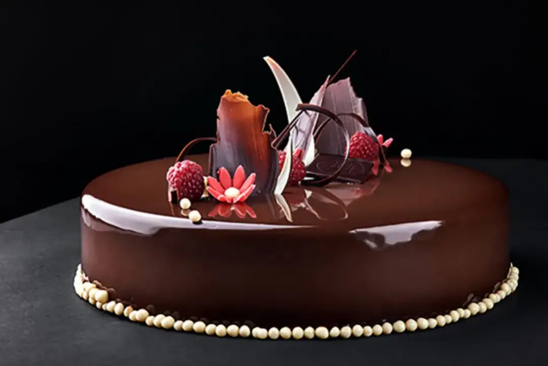 Jak zrobić zdjęcie na tort: proste kroki do idealnej dekoracji