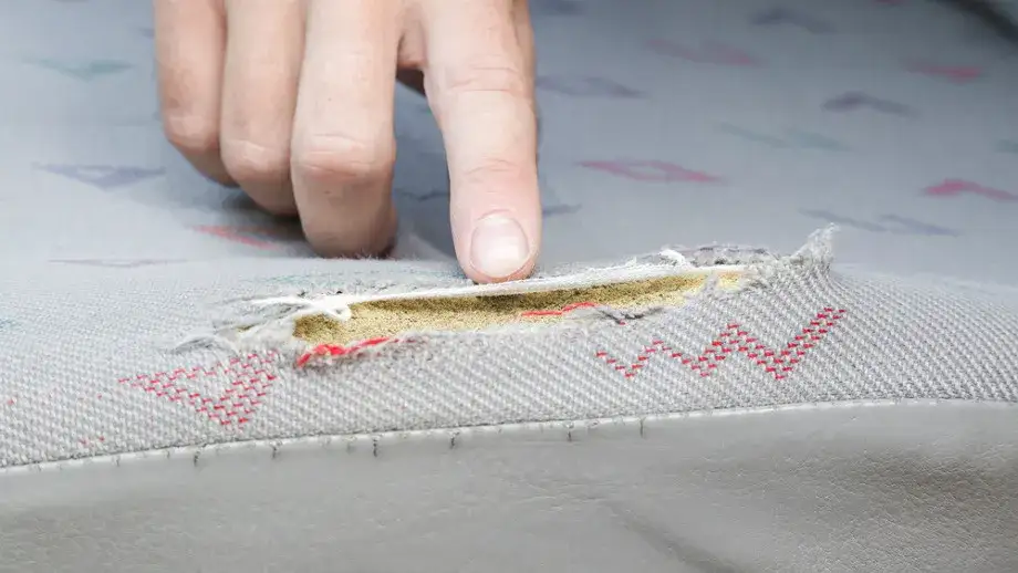 Jak zszyć fotel samochodowy krok po kroku – uniknij kosztownych napraw!