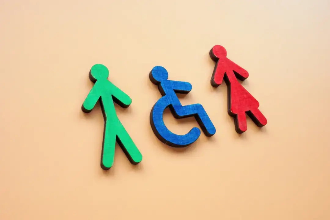 Opiekun osoby niepełnosprawnej: Praca po 2024 bez utraty świadczeń?