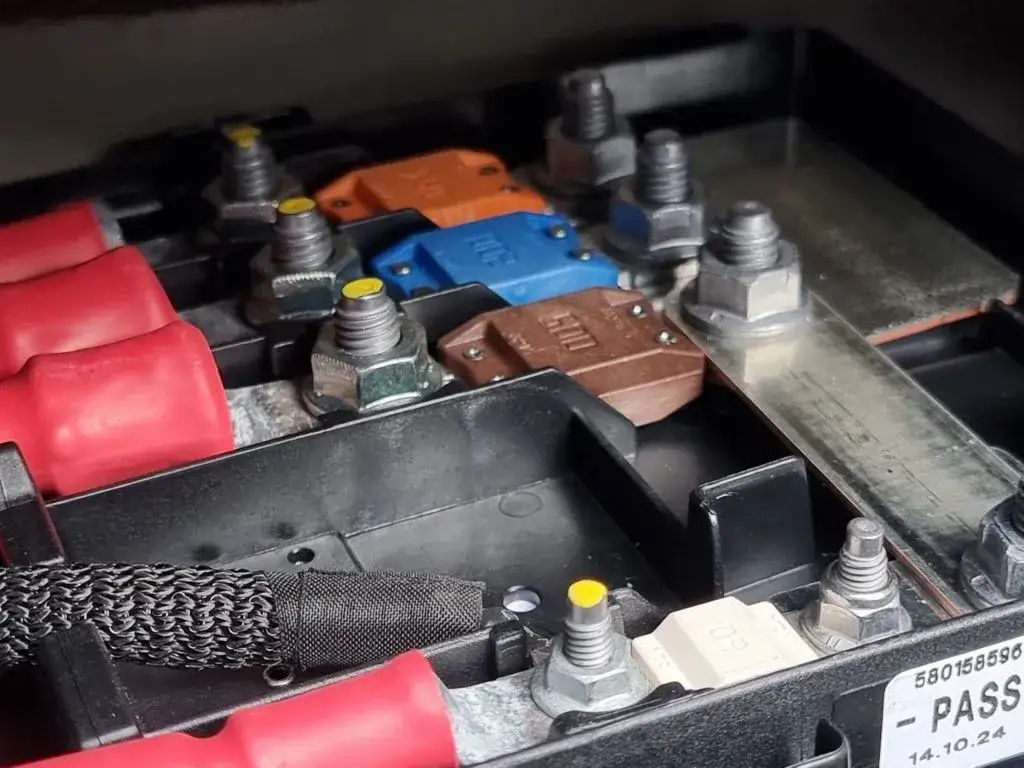 Iveco Daily gdzie są bezpieczniki - znajdź je łatwo i szybko