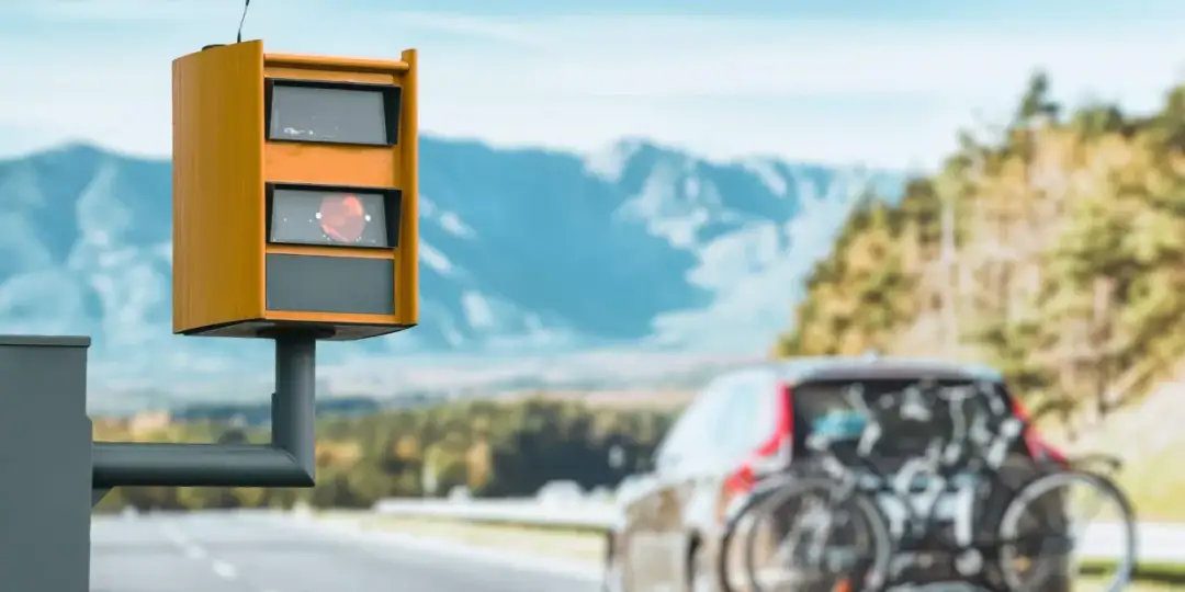 Jak zapłacić mandat online - proste metody płatności, uniknij problemów