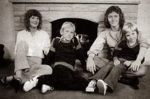 Kim jest żoną Chrisa Normana? Odkryj fascynującą historię ich miłości