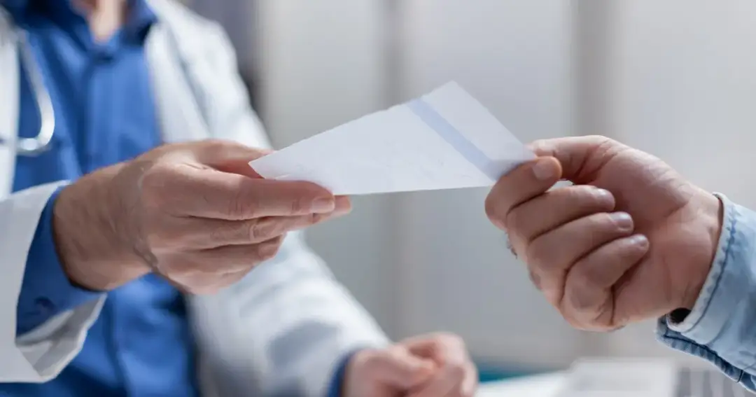 Kontrola L4 w weekend? Poznaj swoje prawa i uniknij kar!