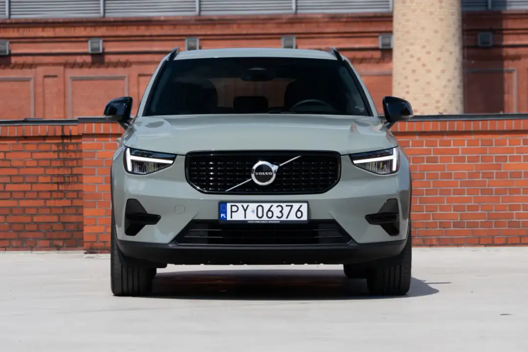 Jak zrobić zdjęcia samochodu na sprzedaż, aby przyciągnąć kupców