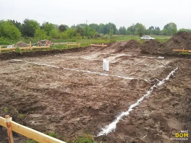 Tyczenie budynku krok po kroku: Jak uniknąć błędów na budowie?