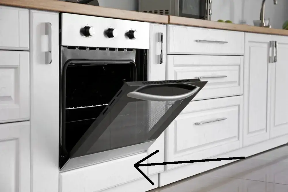 Szuflada pod piekarnikiem – jej funkcje, które mogą Cię zaskoczyć