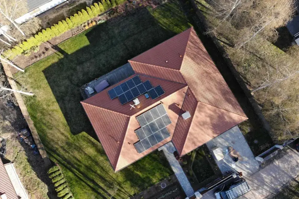 Pompa ciepła 8kW jaka fotowoltaika - jak zaoszczędzić na energii?