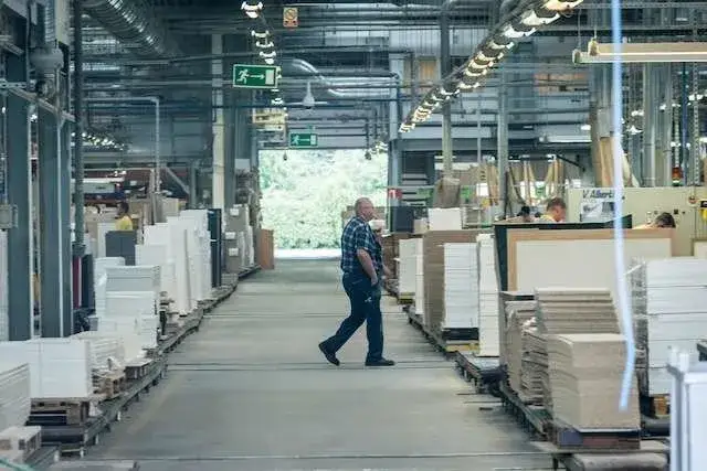 Likwidacja bydgoskiej fabryki mebli – co to oznacza dla regionu?