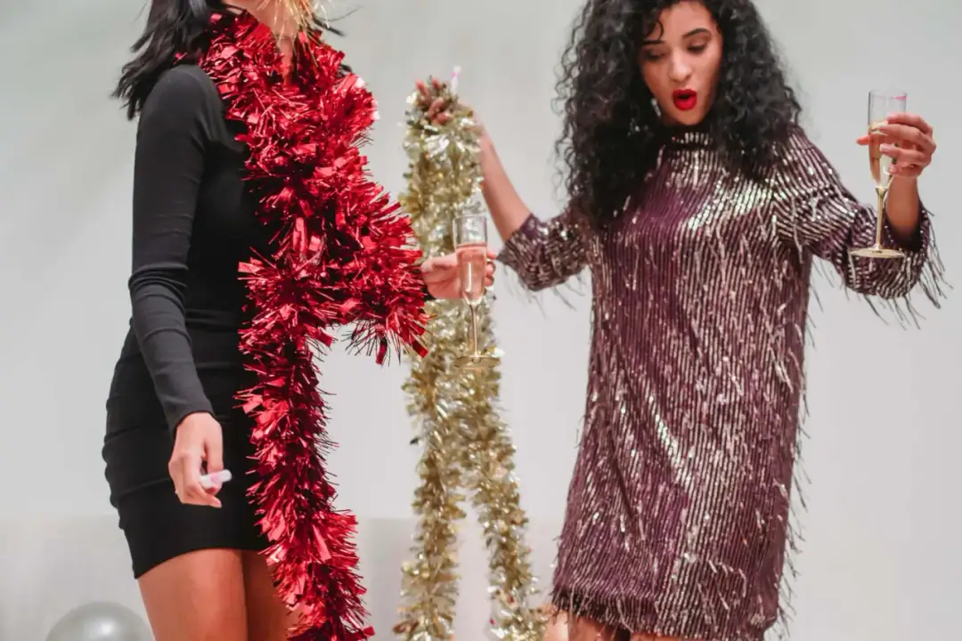 Jaką sukienkę wyszczuplającą na bal karnawałowy wybrać?