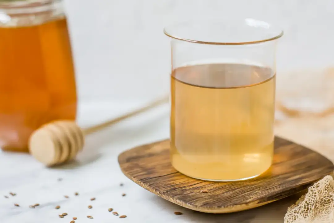 Skuteczny napar z siemienia lnianego na kaszel - prosty przepis domowy