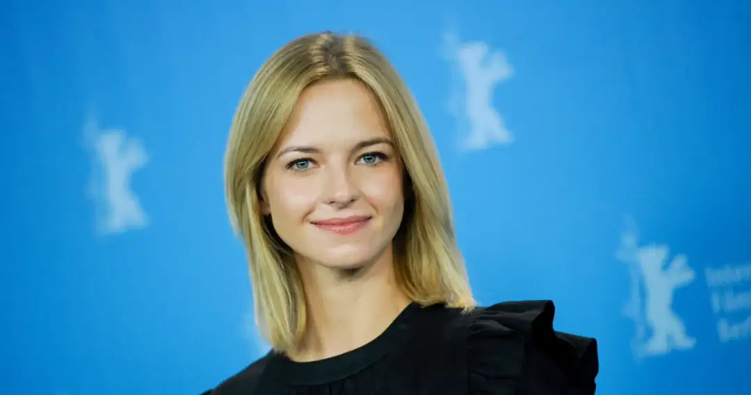 Marta Nieradkiewicz: Fascynująca kariera aktorki teatru i filmu