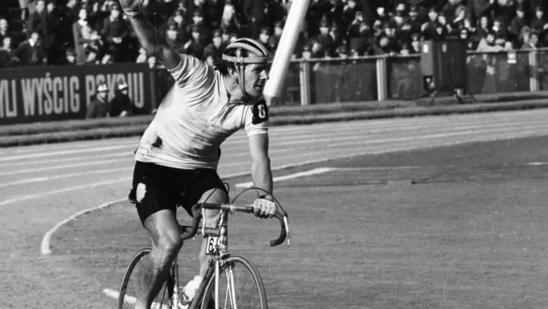 Ryszard Szurkowski: Niezwykła historia polskiego kolarza i jego sukcesy