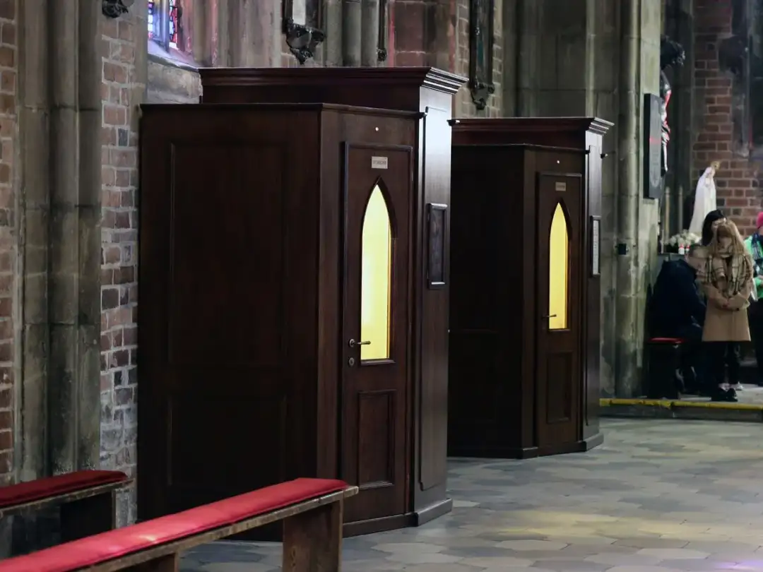 Ile trwają rekolekcje? Sprawdź, jak zaplanować czas na duchowe odnowienie