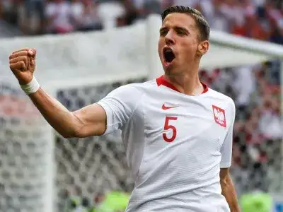 Jan Bednarek wzrost: Jak jego wysokość wpływa na grę w piłkę?