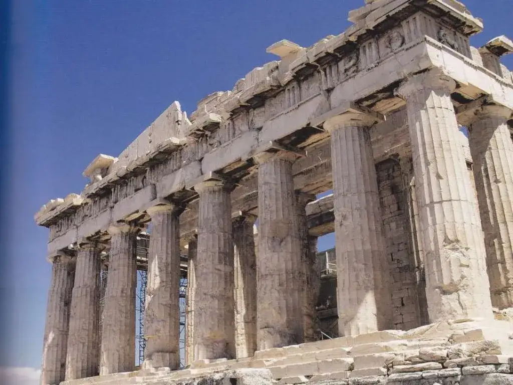 Kultura i sztuka starożytnej Grecji: fascynujący świat antyku