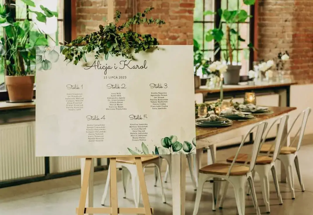 Jak stworzyć idealny plan stołów weselnych i uniknąć błędów w organizacji