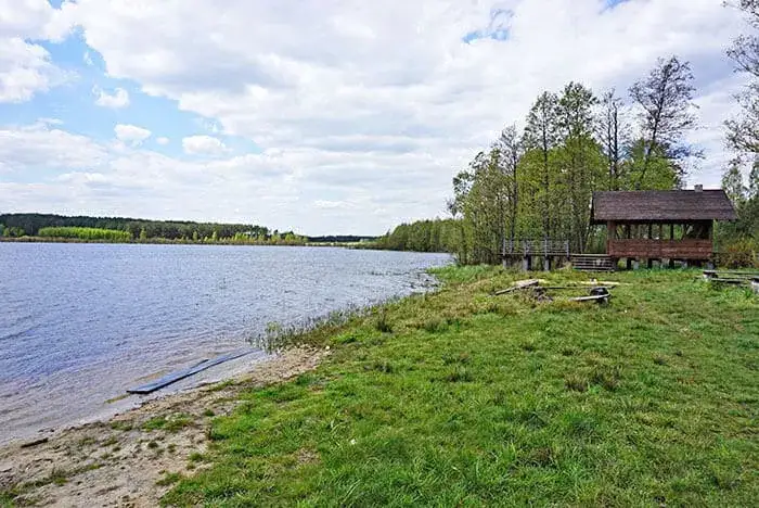 Jezioro Kiełpińskie w Kujawsko-Pomorskim – odkryj jego urok i atrakcje