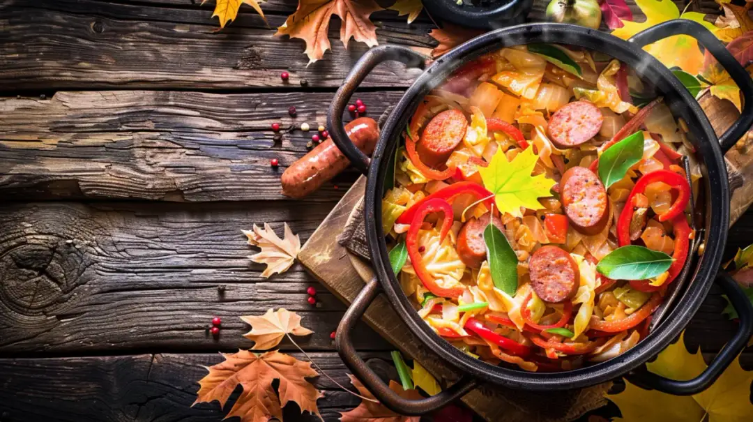 Leczo z kapusty włoskiej: nietypowy przepis na hit jesieni dla każdego