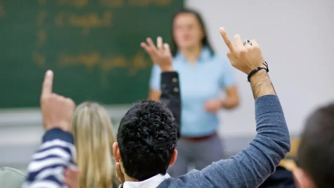 Bildung und Wissen: Wie Bildung Ihr Leben und Entscheidungen prägt