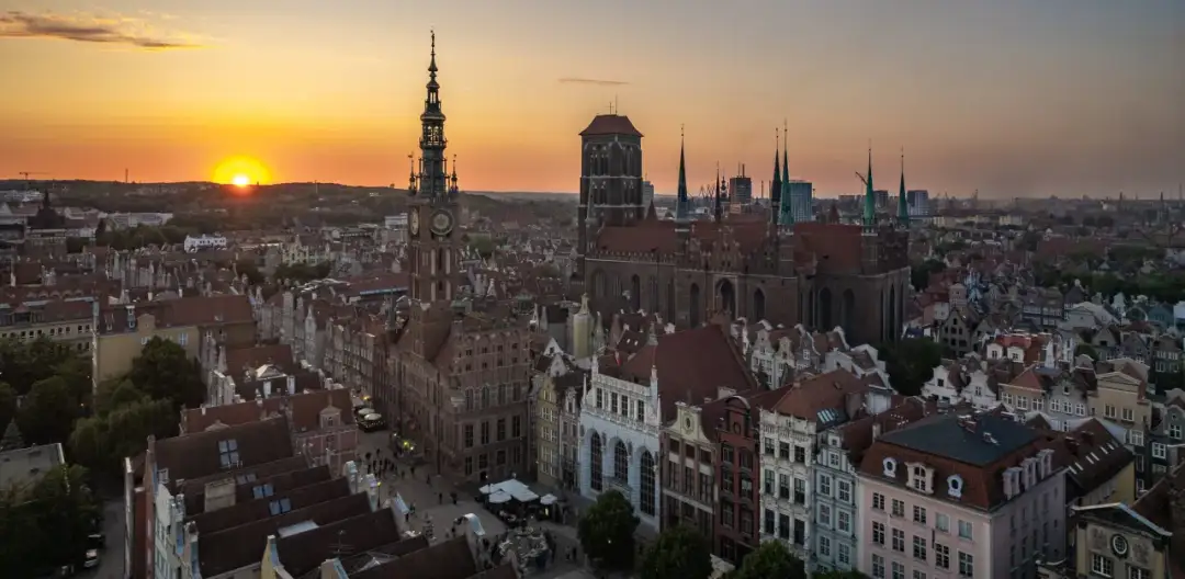 Gdańsk ile do morza? Sprawdź, jak blisko są plaże i atrakcje