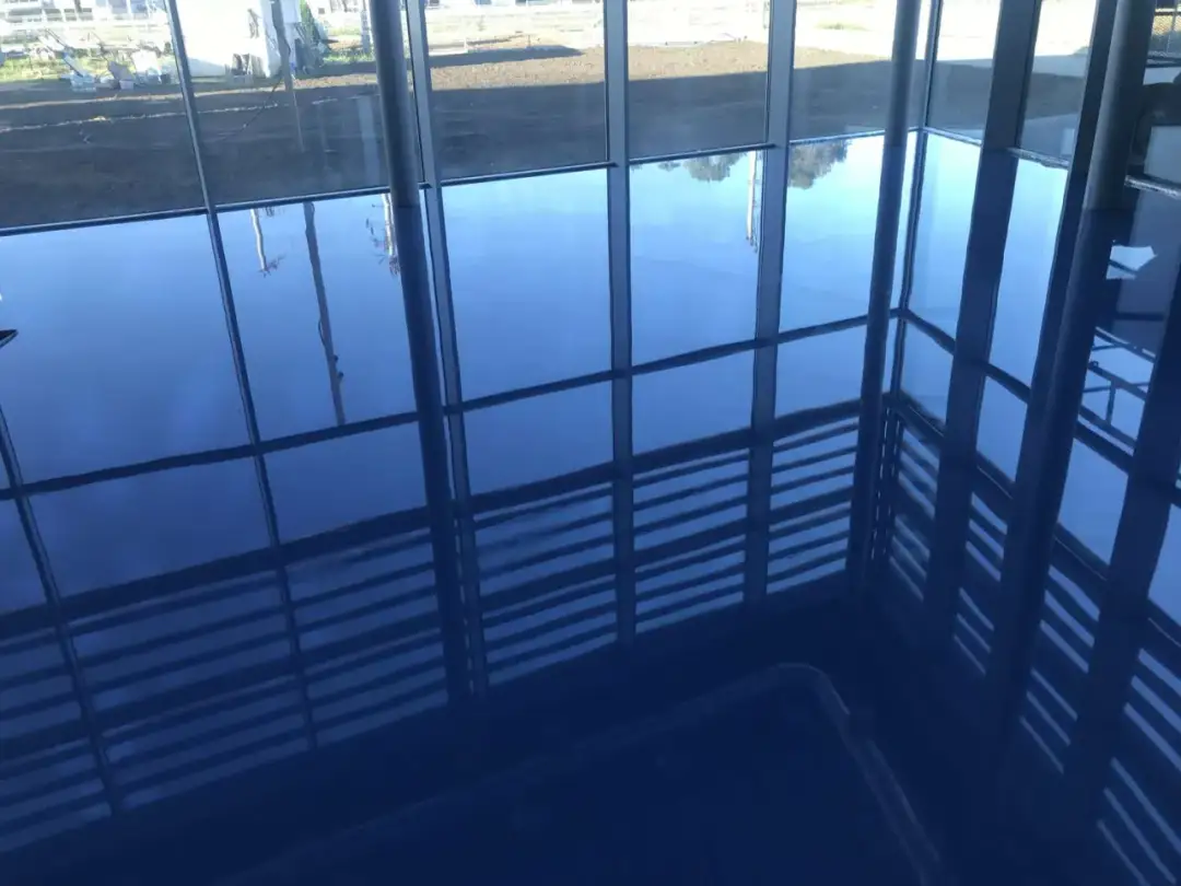 Ile schnie wylewka na ogrzewaniu podłogowym? Sprawdź, by uniknąć problemów