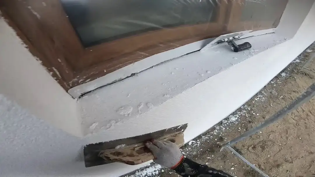 Jaka grubość tynku silikonowego? Kluczowe informacje i wskazówki