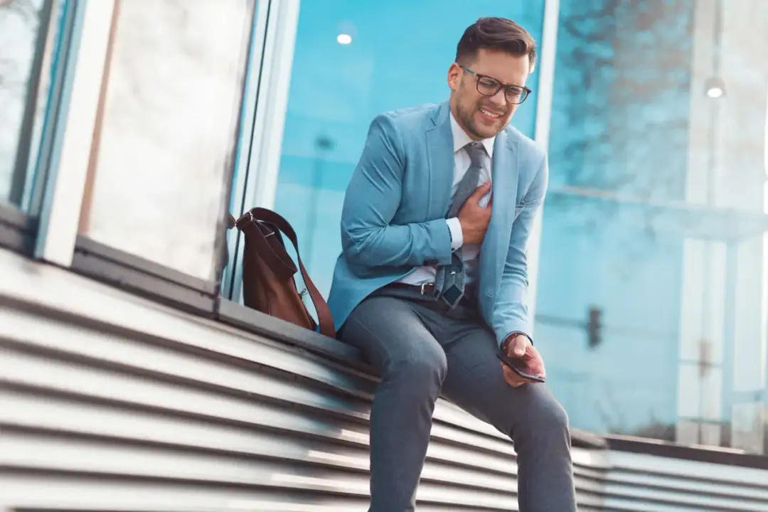 Utajony zawał serca objawy - jak rozpoznać niebezpieczne sygnały